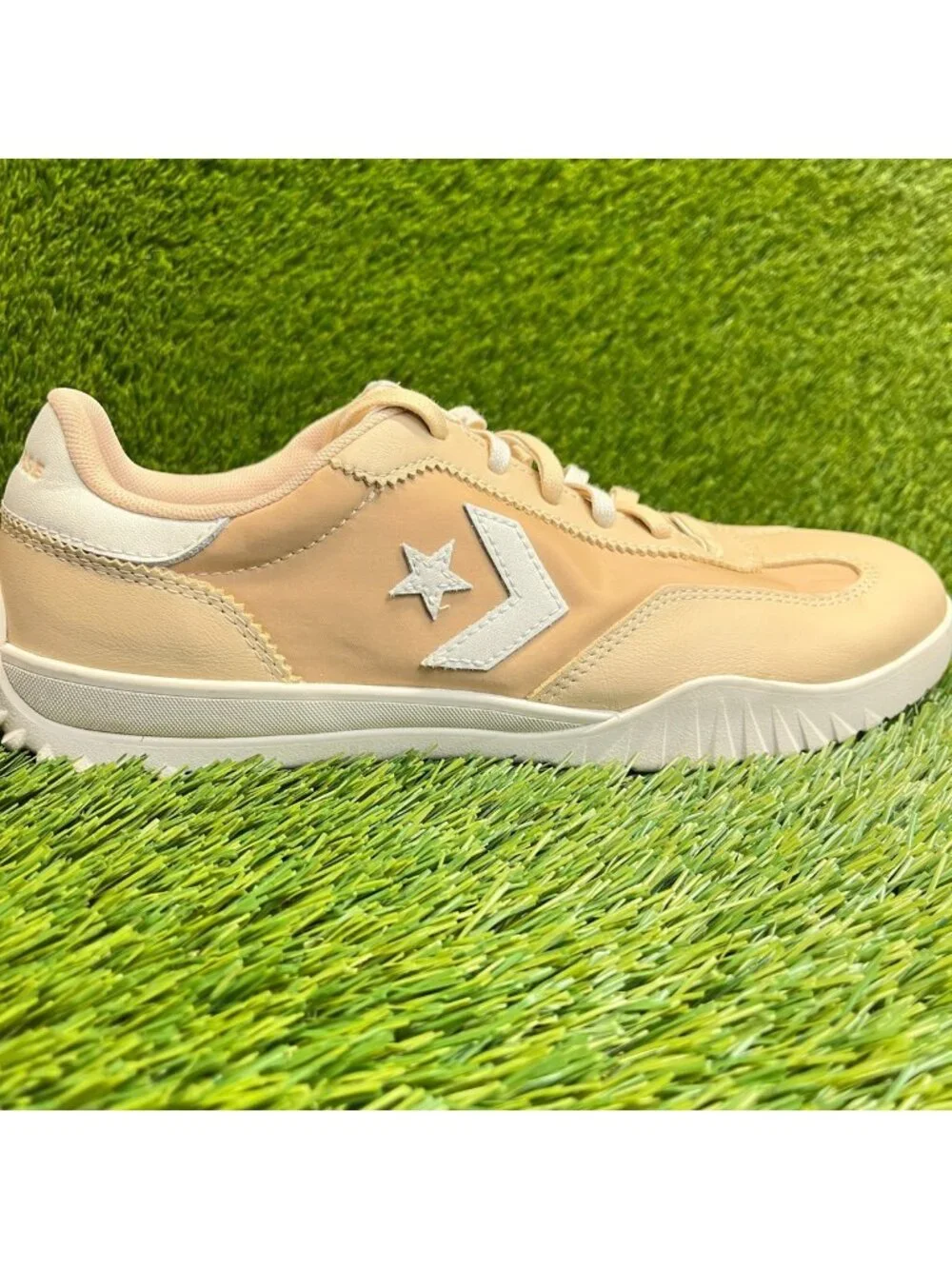 Converse Run Star Trainer Mens Size 10 Brown Beige Athletic Shoes Sneakers - Picture 1 of 10